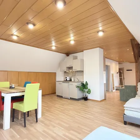 Appartamento Grosszuegige - 1 Minute Zum Pferdezentrum *