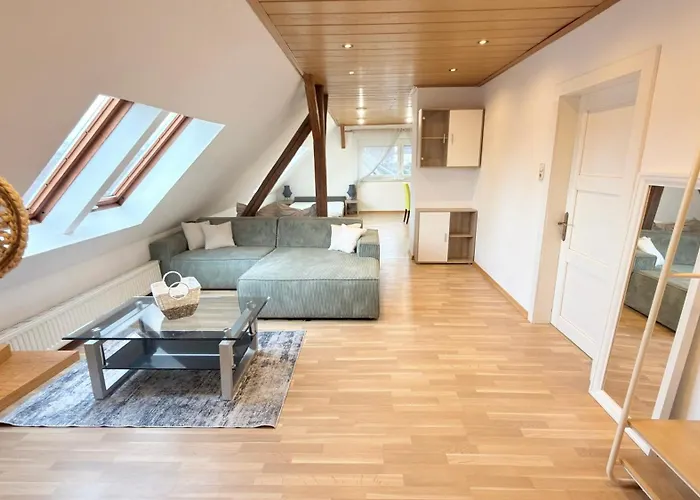 Grosszuegige - 1 Minute Zum Pferdezentrum Appartamento